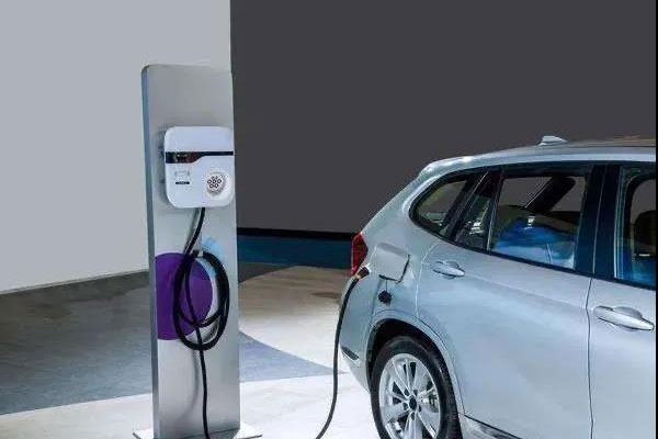 <b>新能源汽車系統電磁兼容測試驗證帶來的多重挑戰?</b>